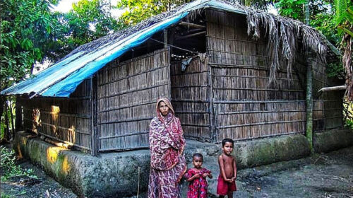 গ্রামীণ জনপদের ঘরবাড়ী