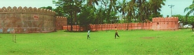 প্রাচীন জলদুর্গের সন্ধানে