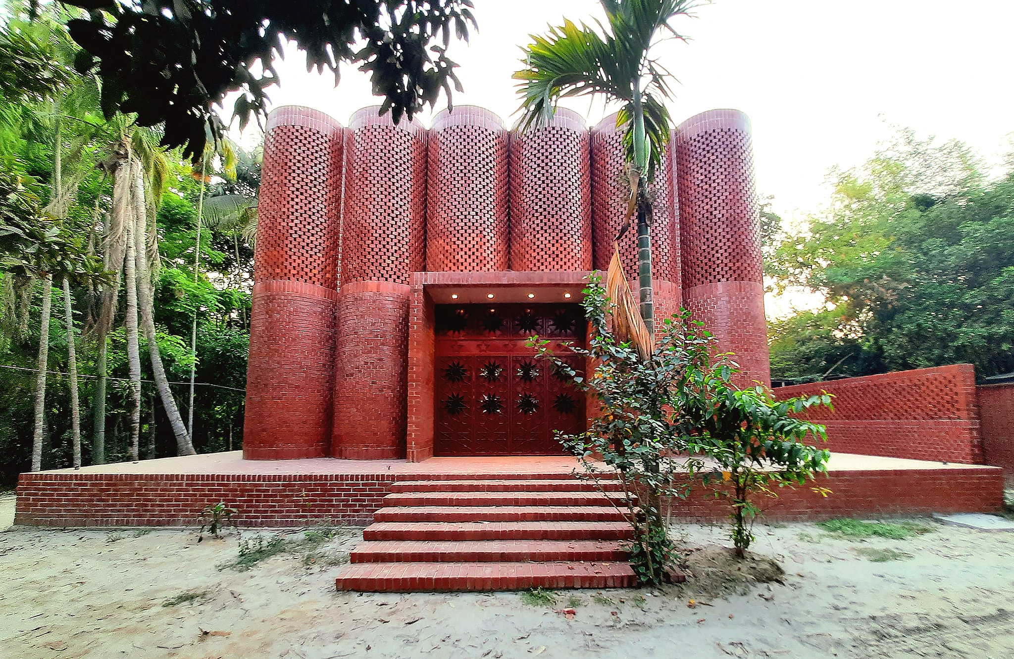 Shah Mohammad Mohsin Khan mausoleum